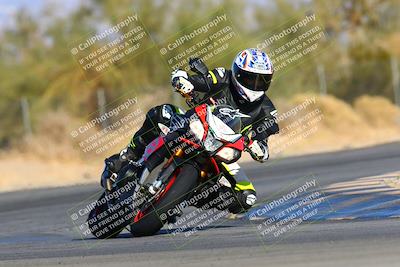 media/Jan-08-2022-SoCal Trackdays (Sat) [[1ec2777125]]/Turn 2 (150pm)/